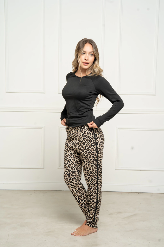 INV. PIJAMA DAMA DE MODAL GAMUZADO CON PANTALON ESTAMPADO "PRINT"