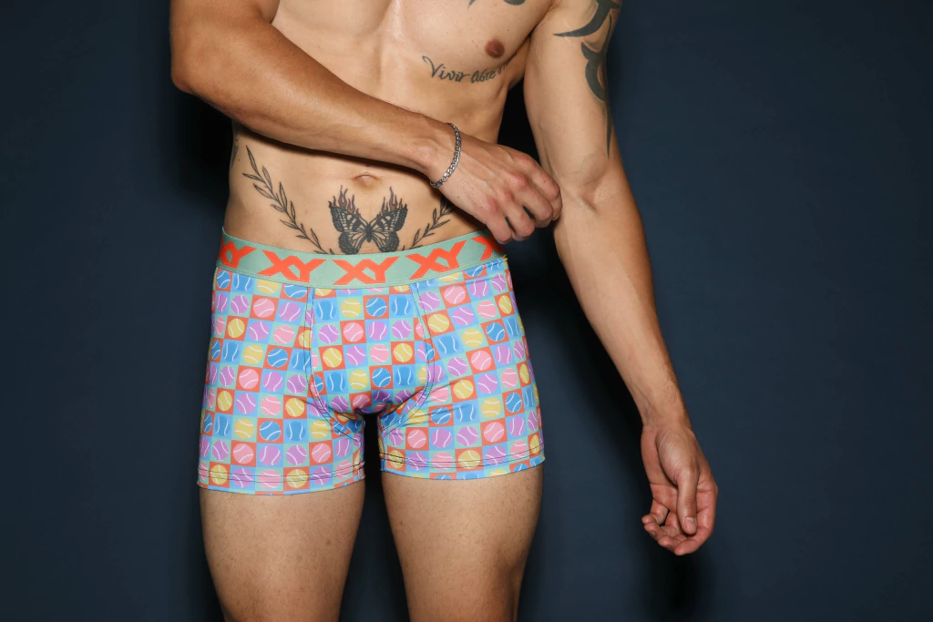 BOXER ESTAMPADO DE ALGODÓN Y LYCRA &quot;TENIS&quot;