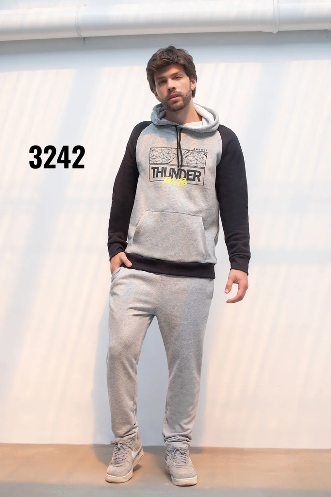 INV. BUZO CON FRISA COMBINADO CON ESTAMPA