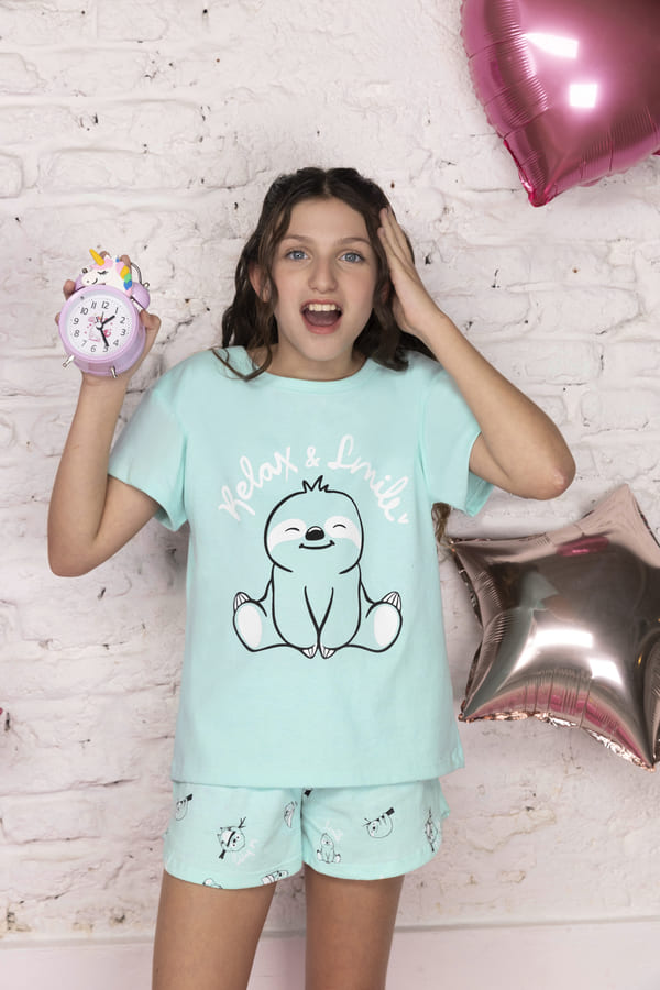 VER. PIJAMA REMERA Y SHORT DE NENA ESTAMPADO