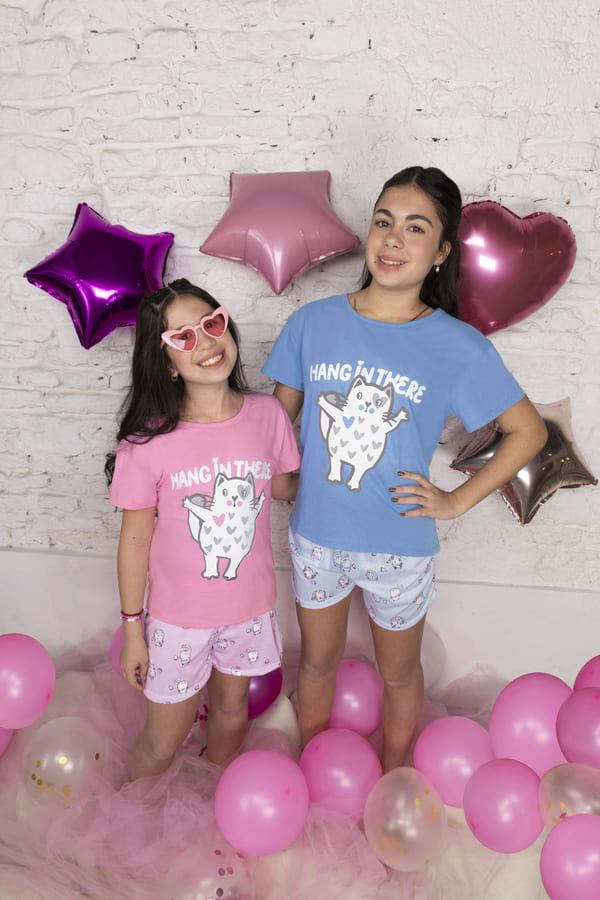 VER. PIJAMA NENA ESTAMPADO "GATITOS"